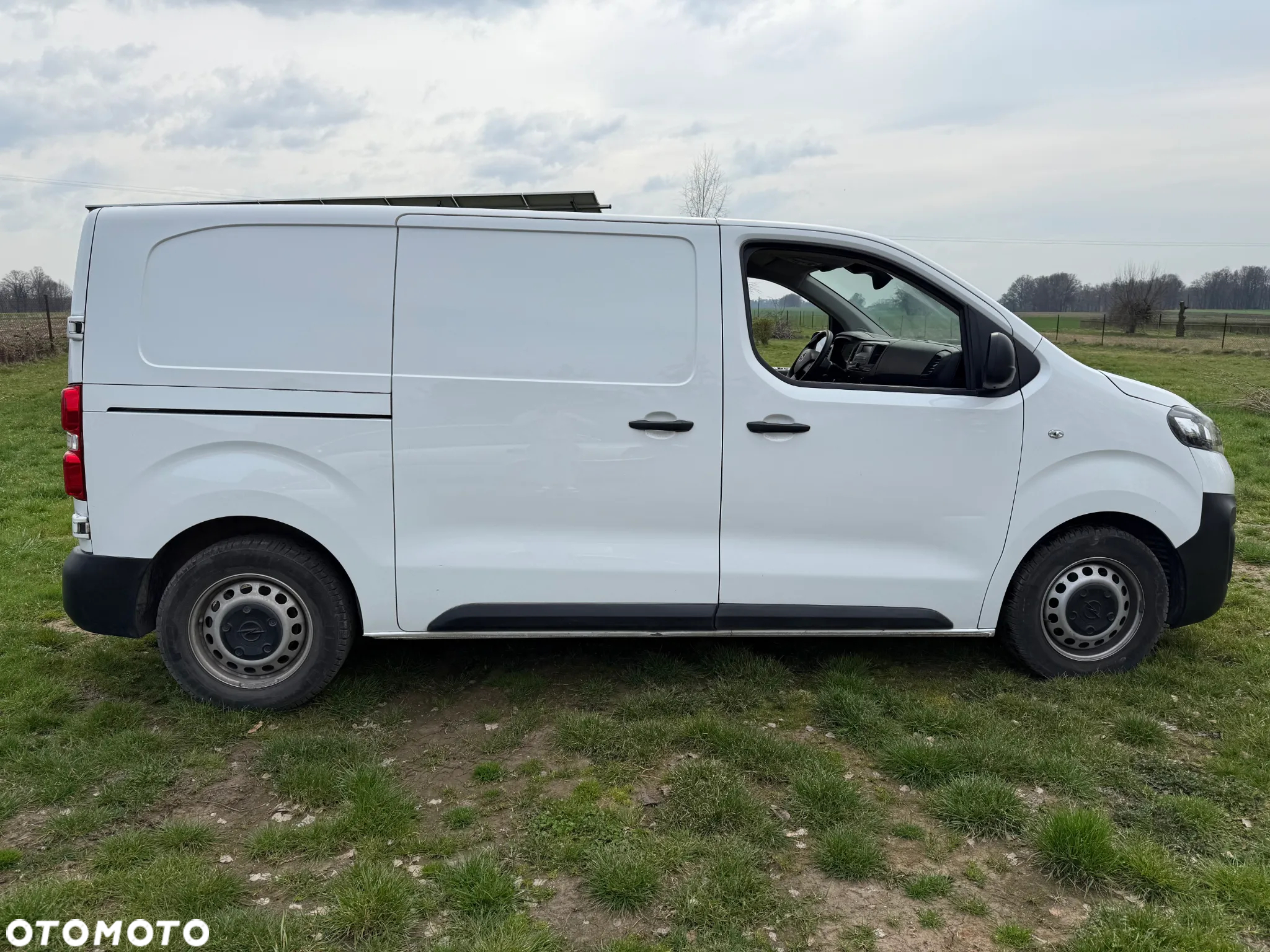 Opel VIVARO - 9