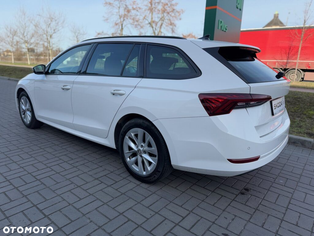 Skoda Octavia - 8