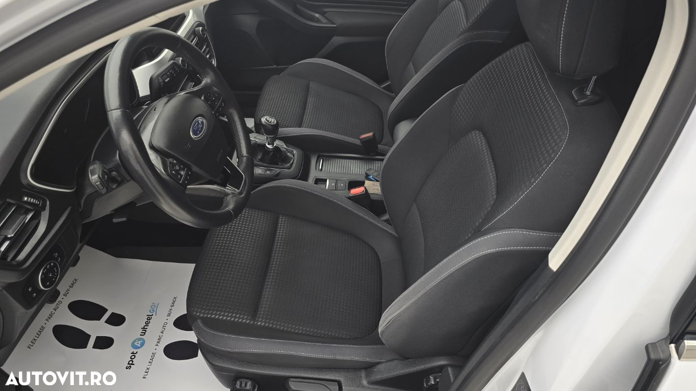 Ford Focus 1.0 EcoBoost Trend Edition - 12