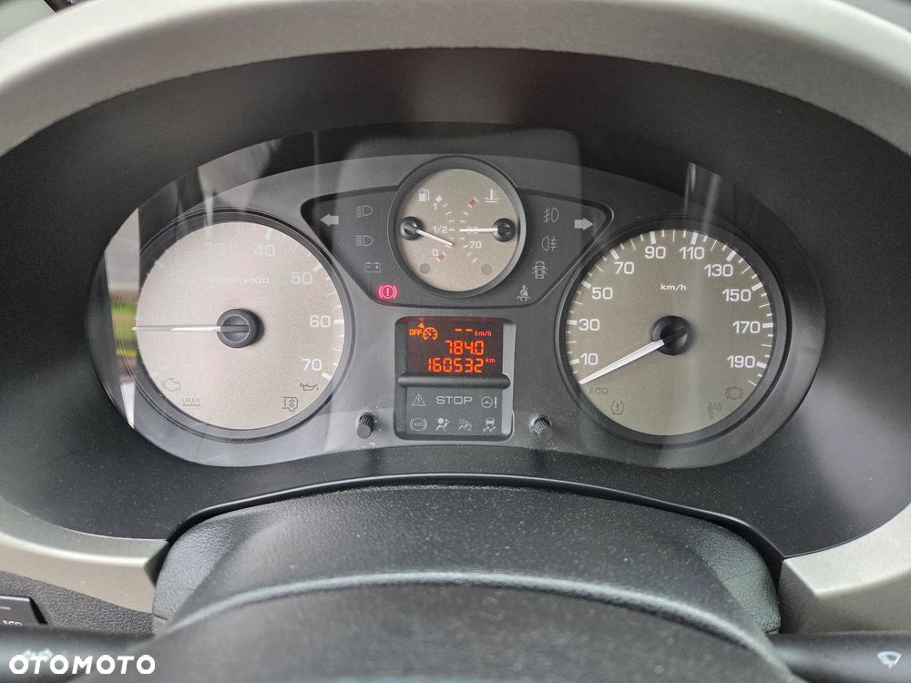 Citroën Berlingo Multispace BlueHDi 120 S&S SHINE - 11