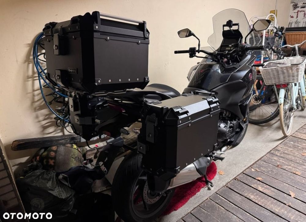 Honda NT - 5
