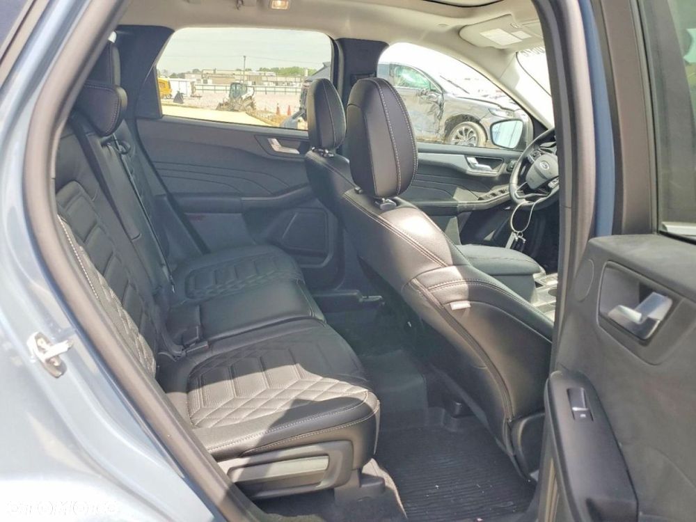 Ford Escape - 10