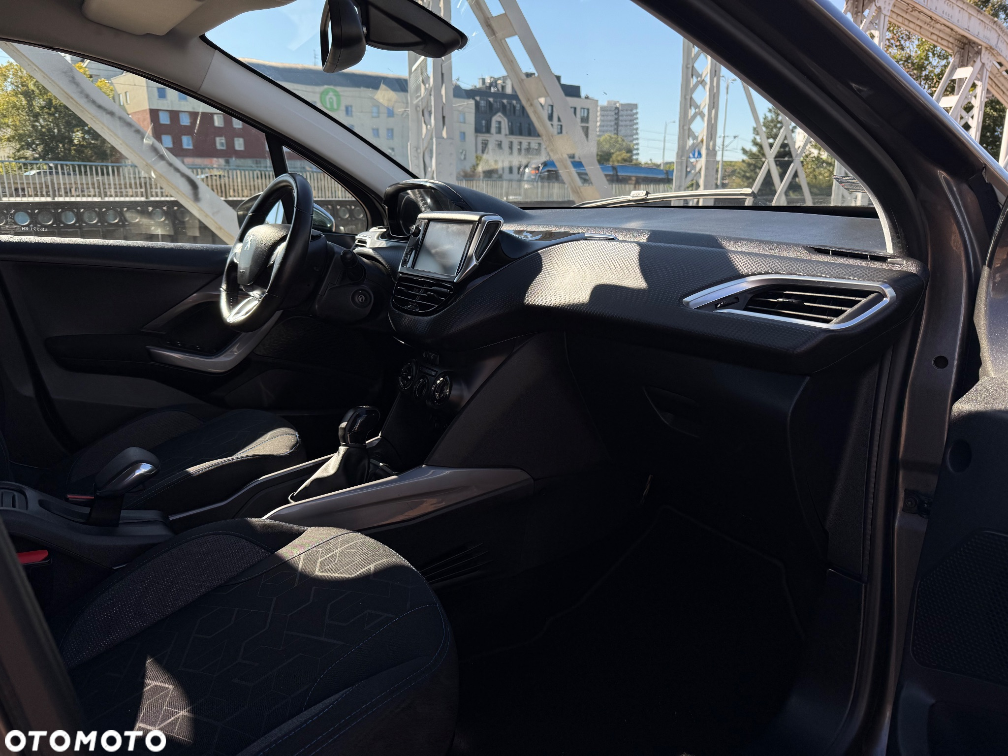 Peugeot 2008 1.6 BlueHDi Style - 14