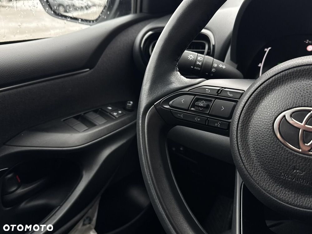Toyota Yaris Hybrid 1.5 Style - 18