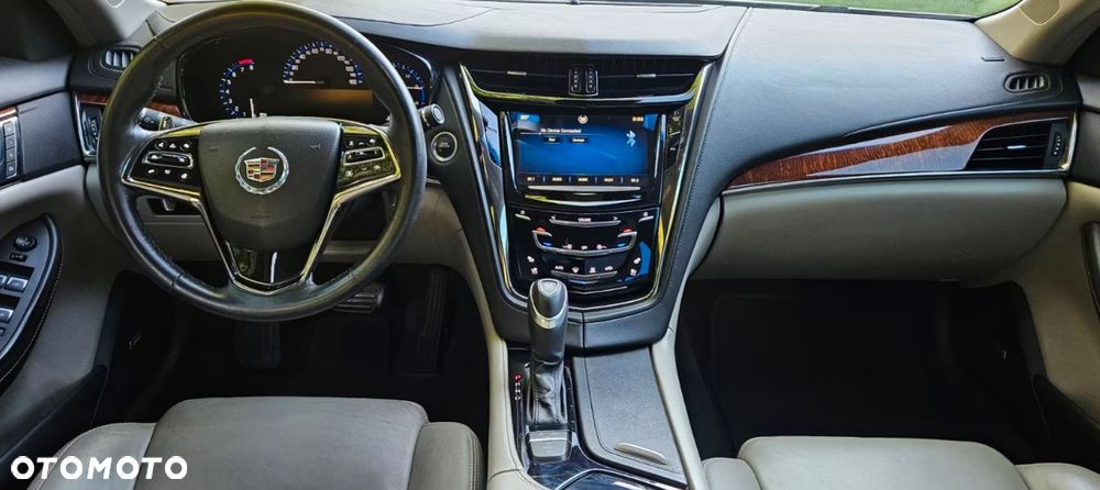 Cadillac CTS - 7