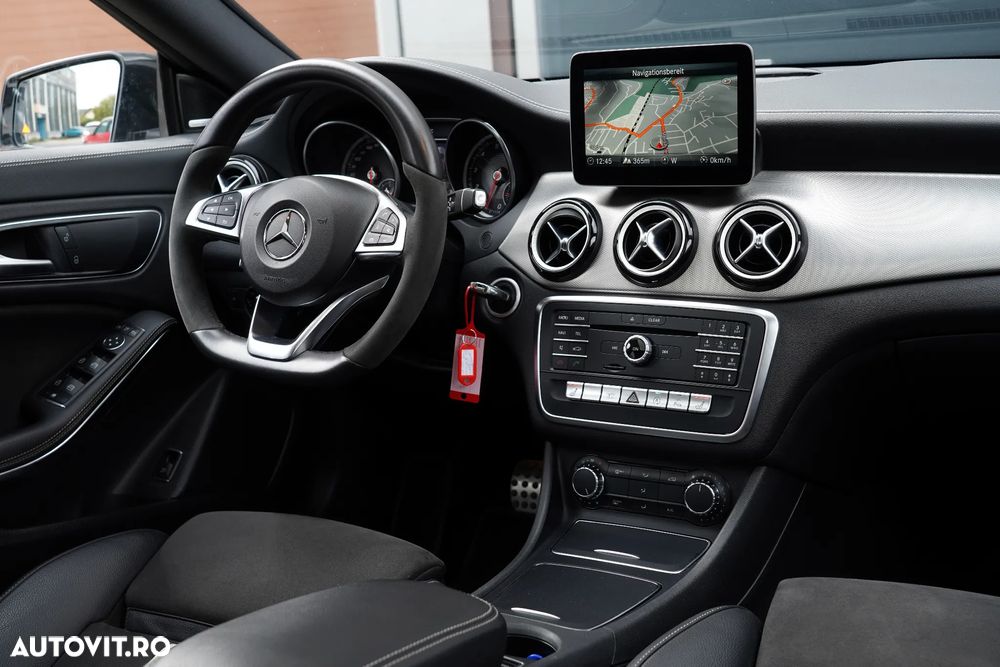 Mercedes-Benz CLA 200 7G-DCT AMG Line - 12