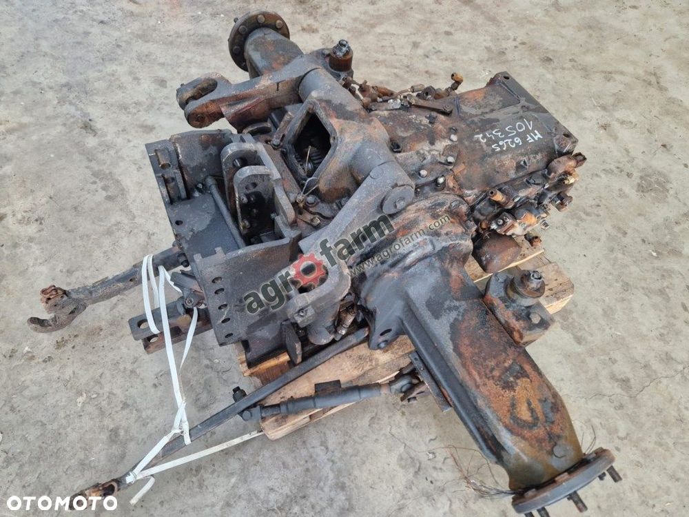 Tylny most Massey Ferguson 6265 851B2 - 4