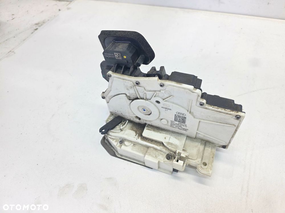 ZAMEK DRZWI PRAWY TYŁ AUDI A6 C8 4K0839016Q 9 PIN - 3