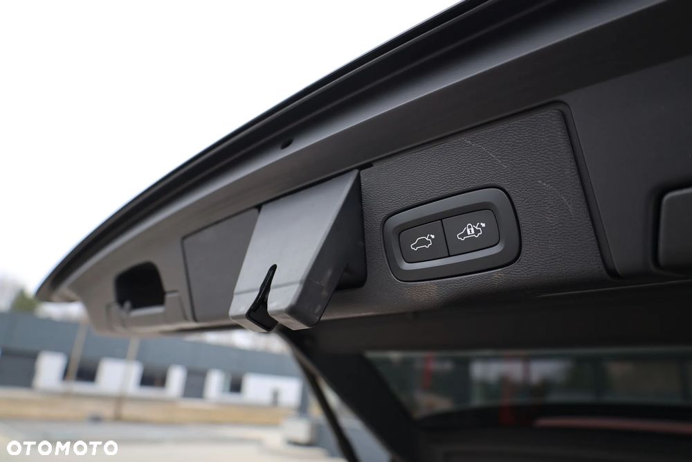Volvo XC 60 T8 AWD Polestar Engineered - 41