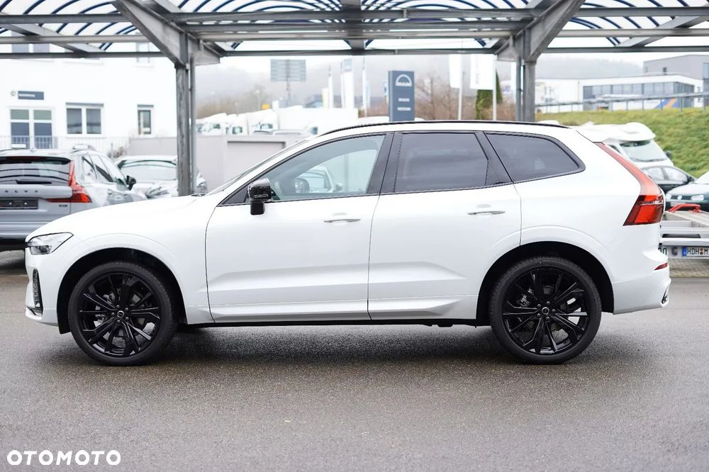 Volvo XC 60 B5 B AWD Plus Black Edition - 35