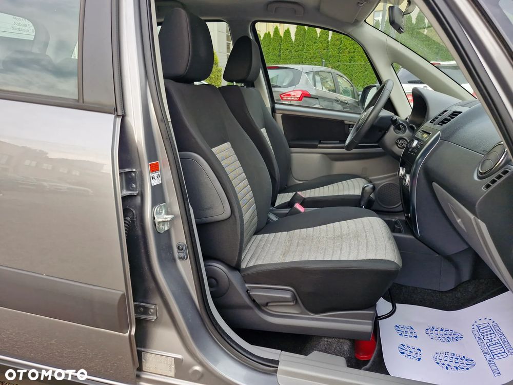 Suzuki SX4 1.6 VVT Automatik 4x2 Comfort - 16