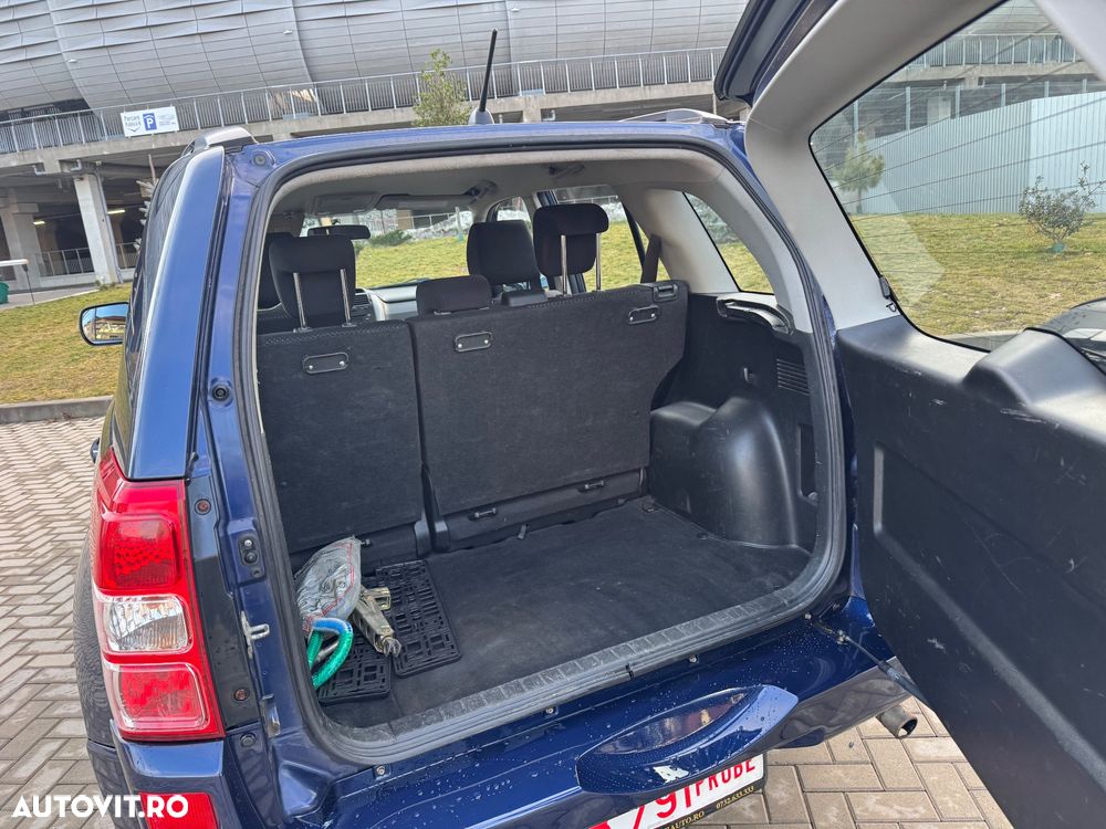 Suzuki Grand Vitara 1.9 DDIS JLX Navi - 11