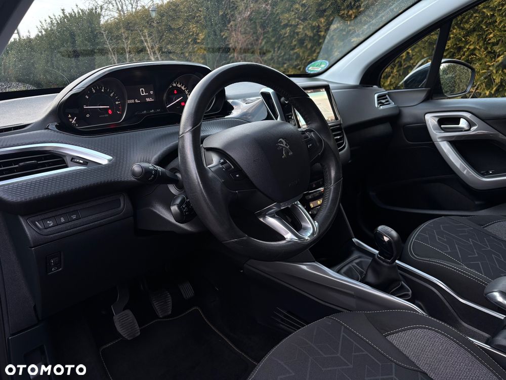 Peugeot 2008 PureTech 110 Stop&Start Business-Line - 5