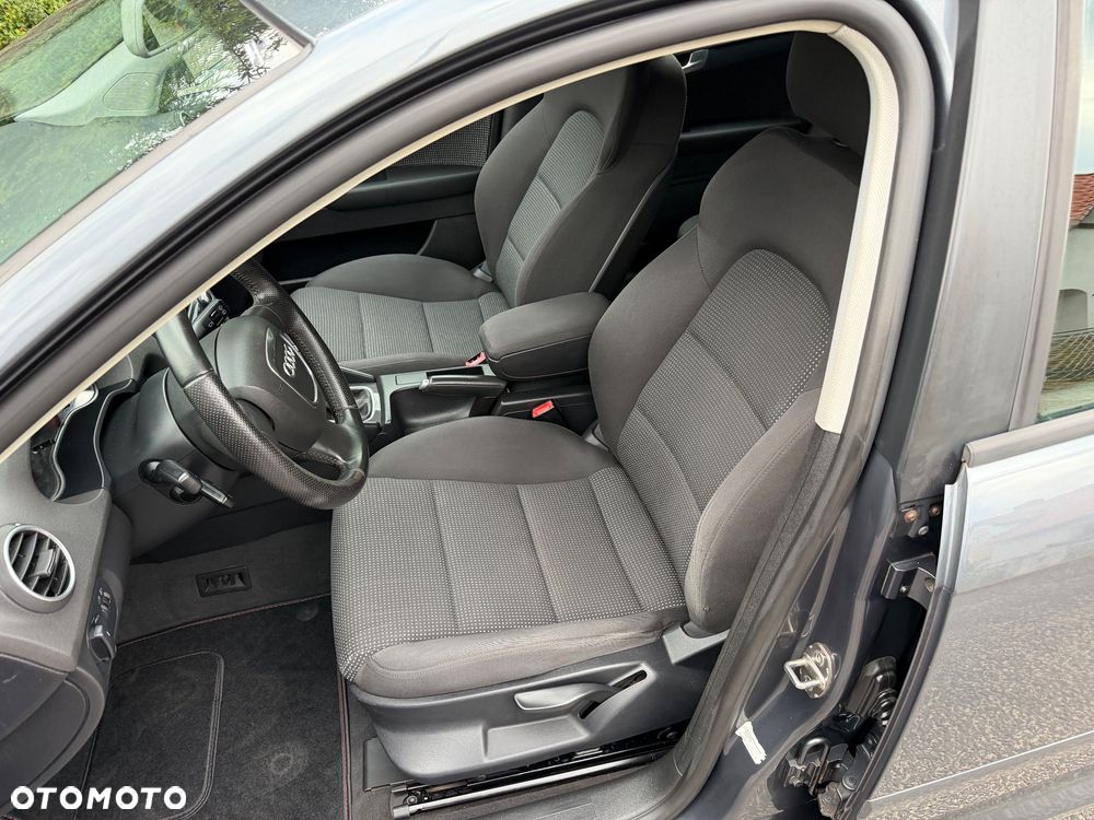Audi A3 Sportback 2.0 TDI Ambition - 14
