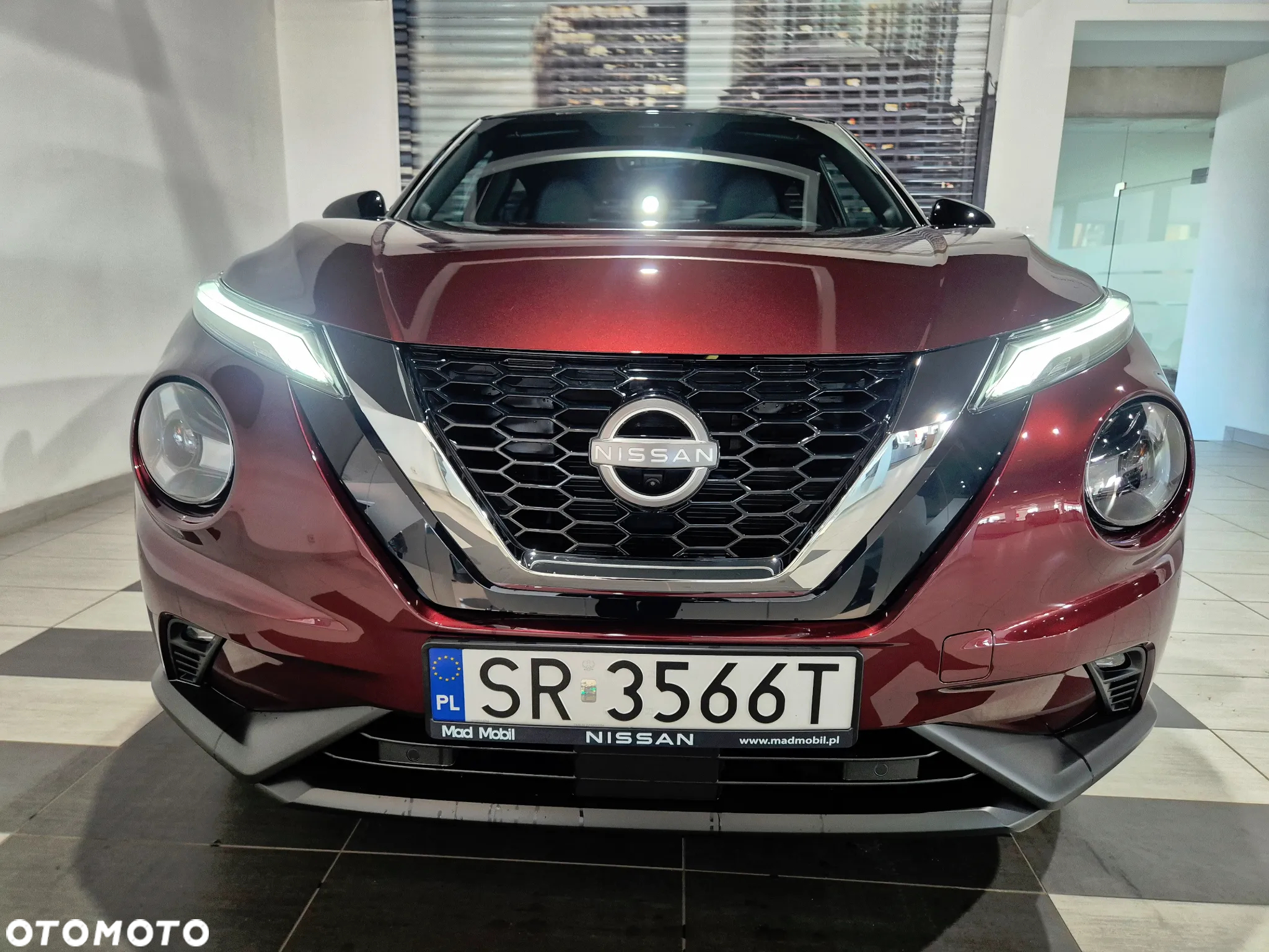 Nissan Juke 1.0 DIG-T N-Connecta DCT - 3