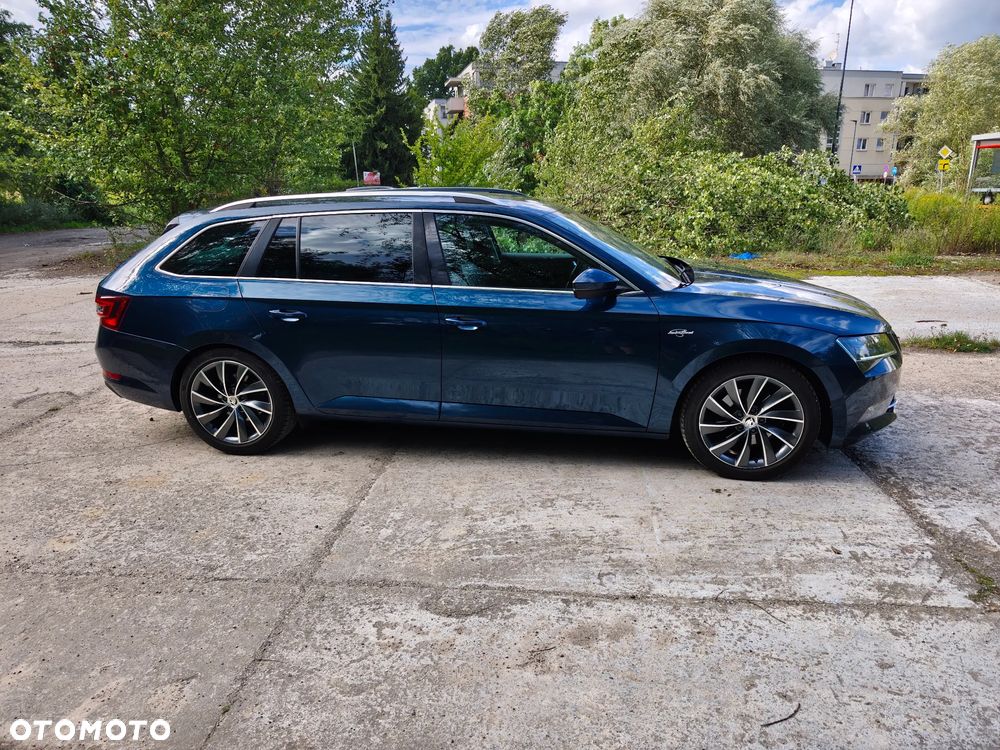 Skoda Superb 2.0 TDI 4x4 L&K DSG - 3