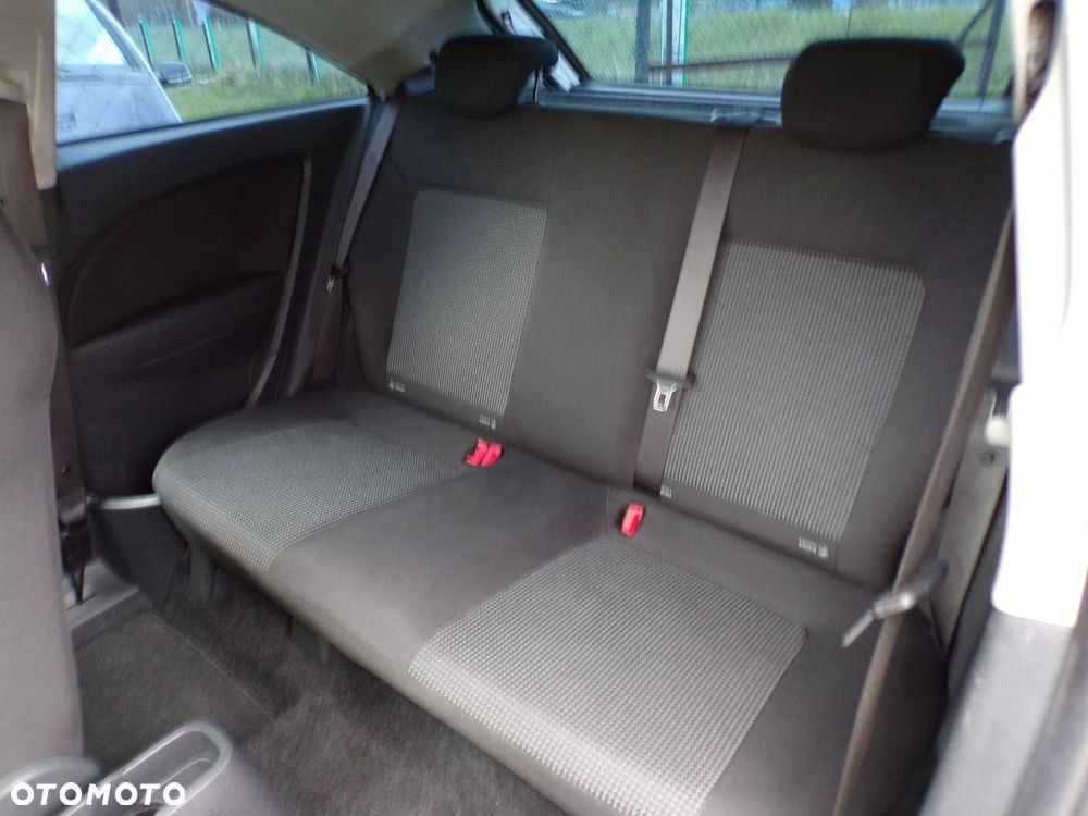 Opel Corsa - 17