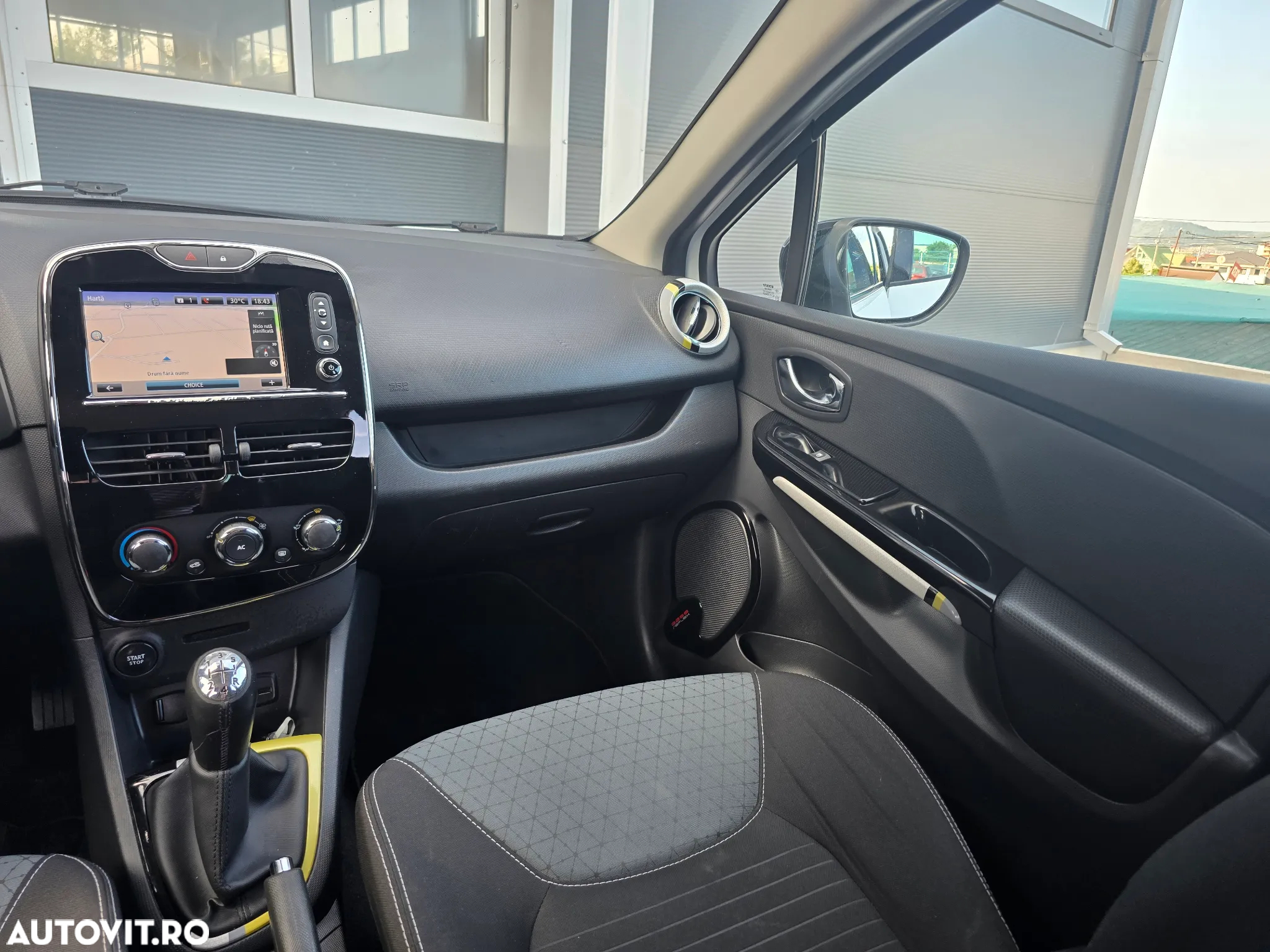 Renault Clio dCi 90 Dynamique - 15