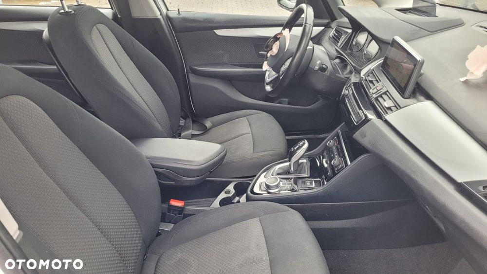 BMW Seria 2 218d xDrive Sport-Aut Advantage - 12