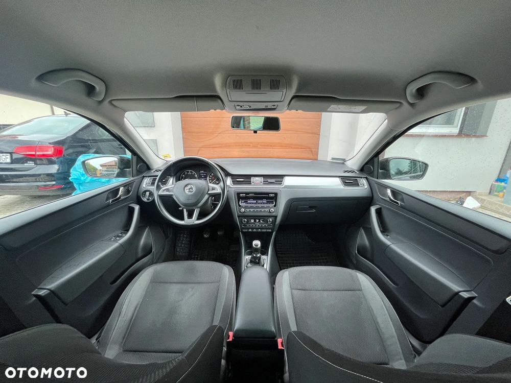 Skoda RAPID Spb 1.2 TSI Ambition - 17