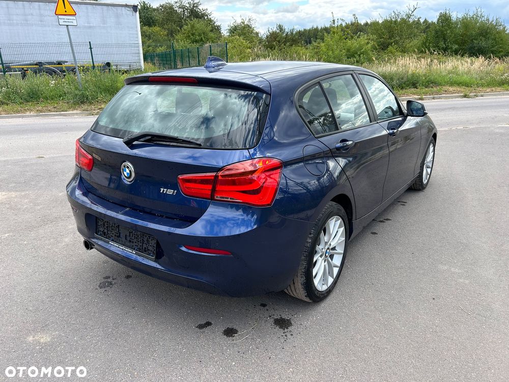 BMW Seria 1 118i - 6