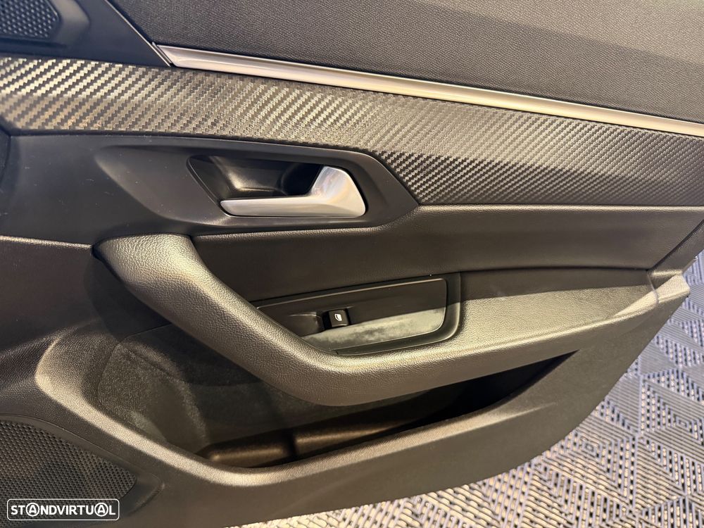 Peugeot 508 SW 1.5 BlueHDi Allure - 31