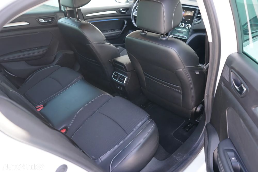 Renault Megane TCe 140 GPF Intens - 28