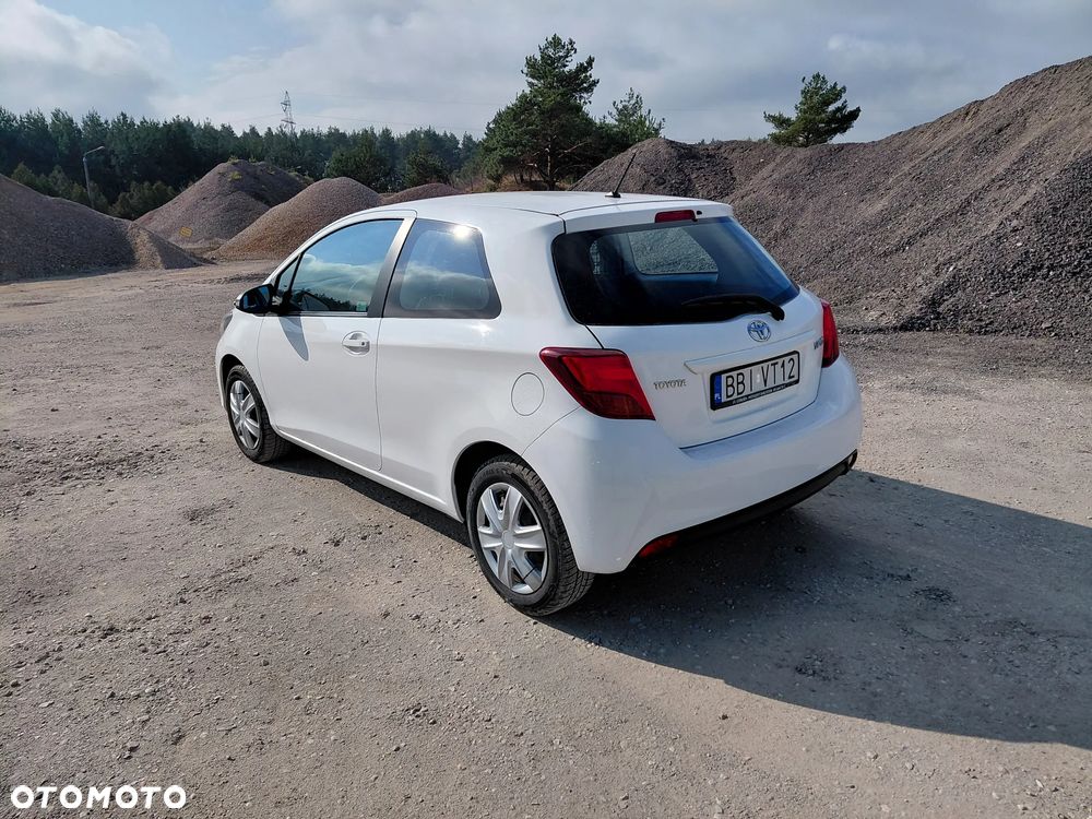 Toyota Yaris 1.33 Active - 4