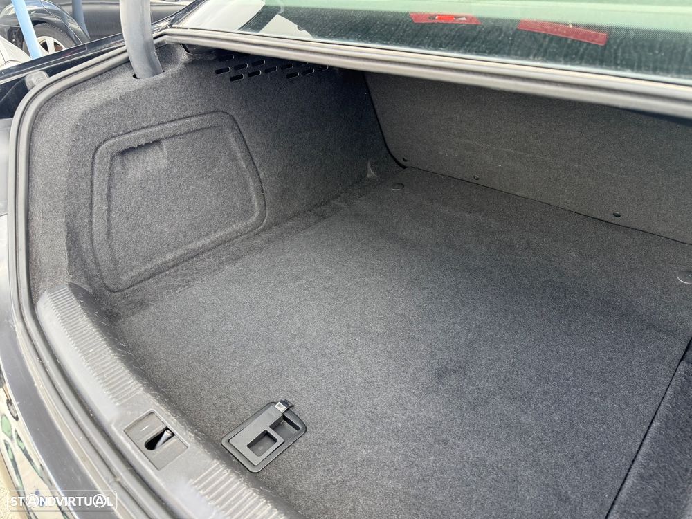 Audi A4 2.0 TDI Sport - 31