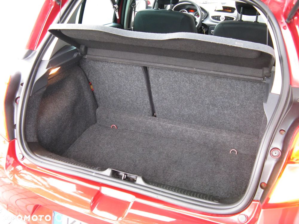 Renault Clio 1.2 16V Dynamique - 1