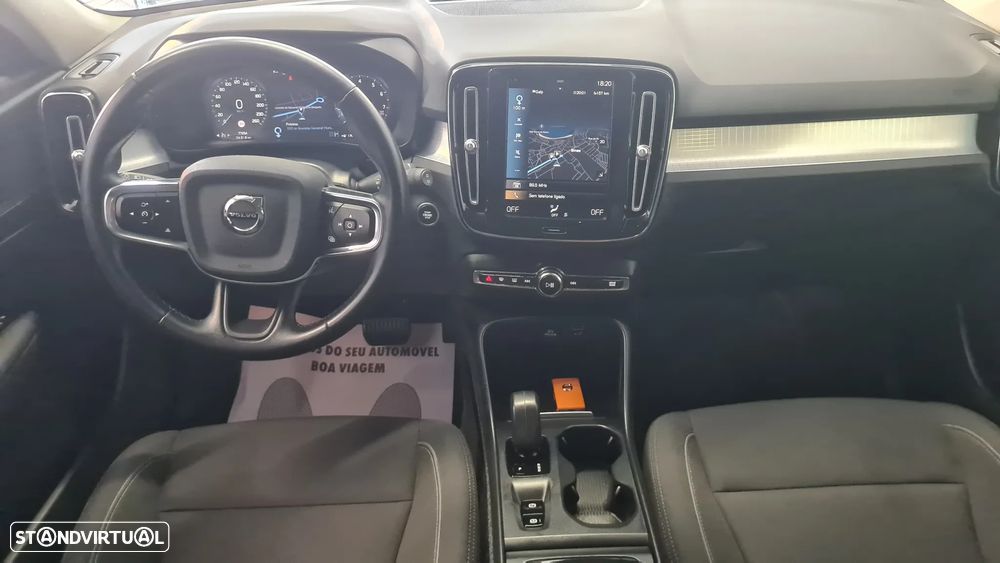 Volvo XC 40 1.5 T3 Momentum Geartronic - 26