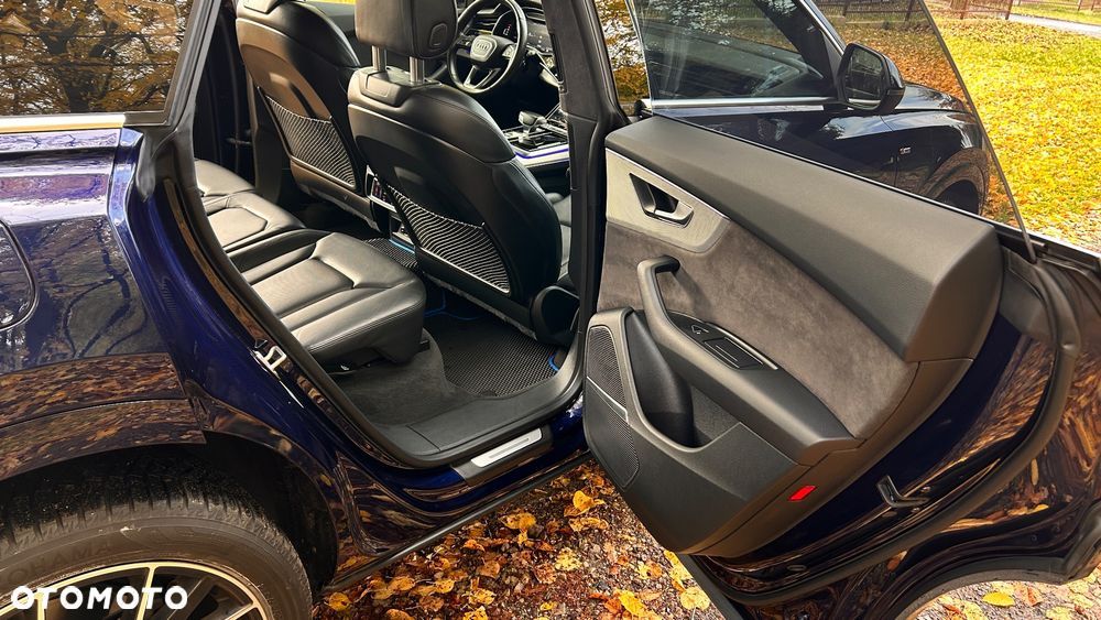 Audi Q8 - 30