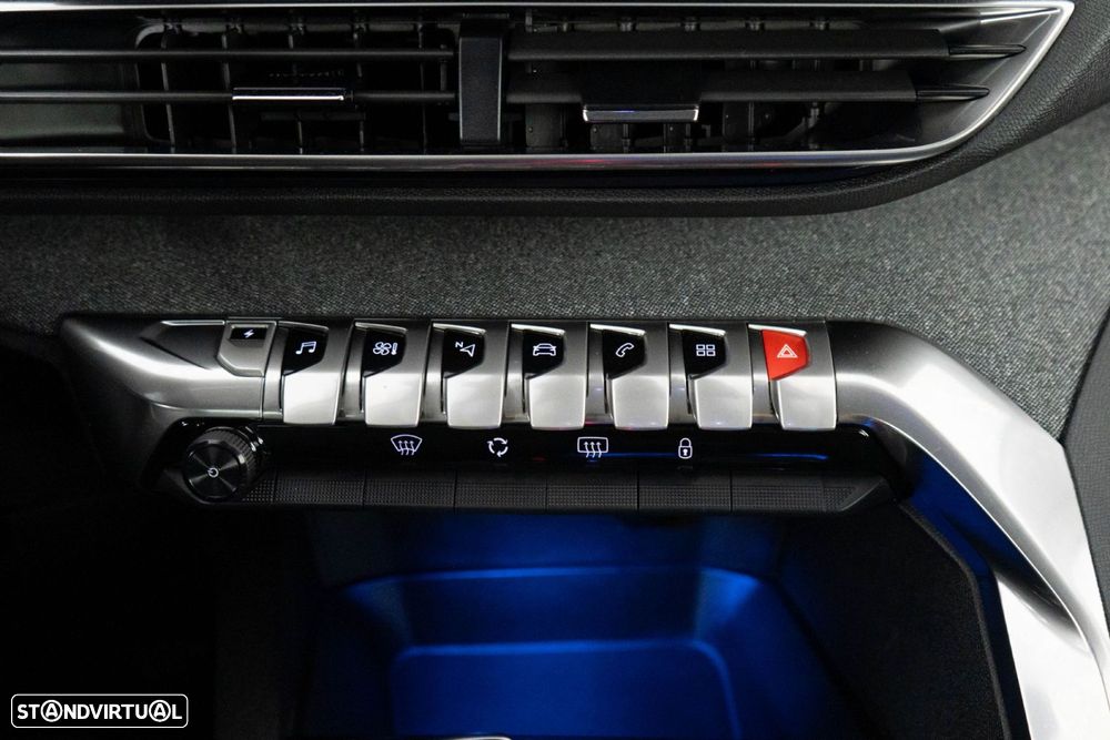 Peugeot 3008 1.6 Hybrid Allure Pack e-EAT8 - 26