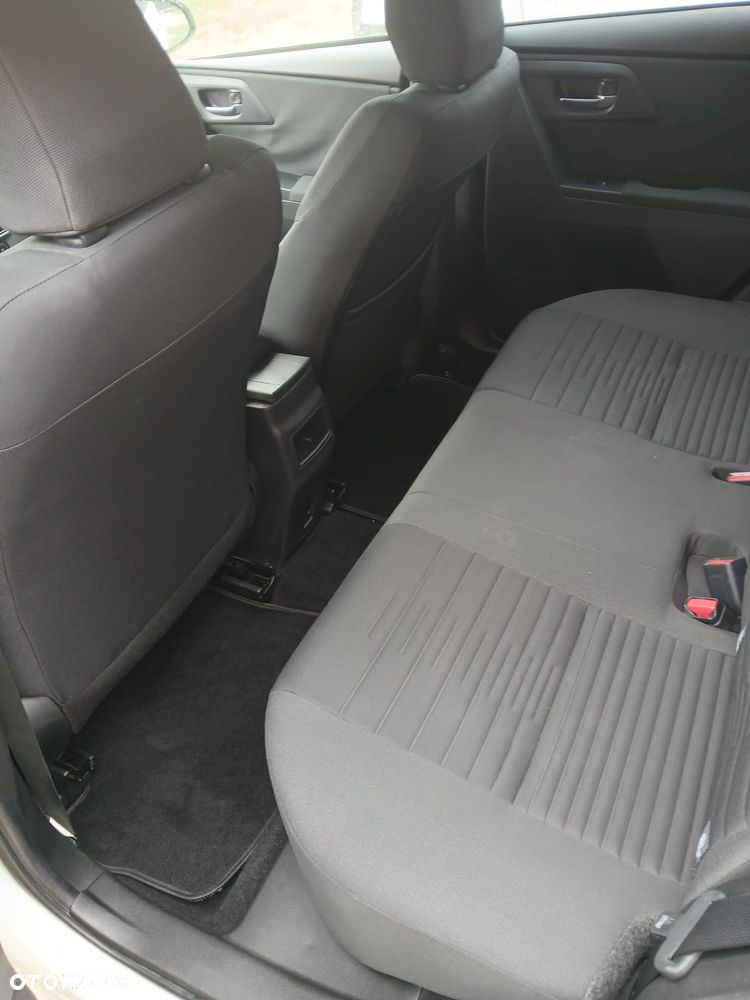 Toyota Auris 1.6 D-4D Prestige - 8