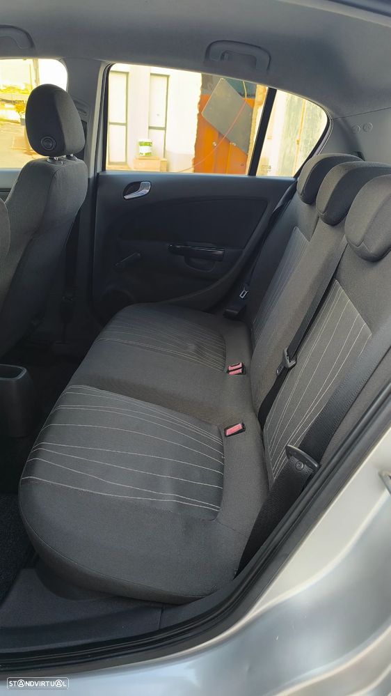 Opel Corsa 1.2 Cosmo - 7