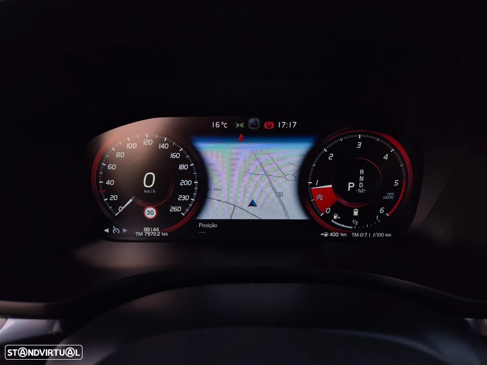 Volvo V60 2.0 B4 R-Design Geartronic - 27