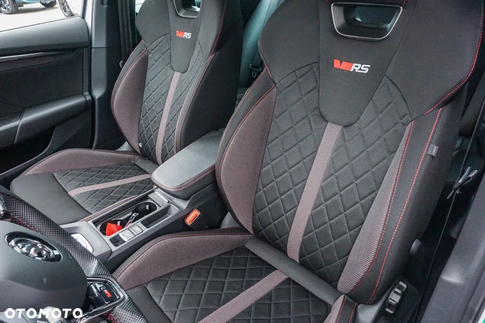 Skoda Octavia 2.0 TDI RS DSG - 29