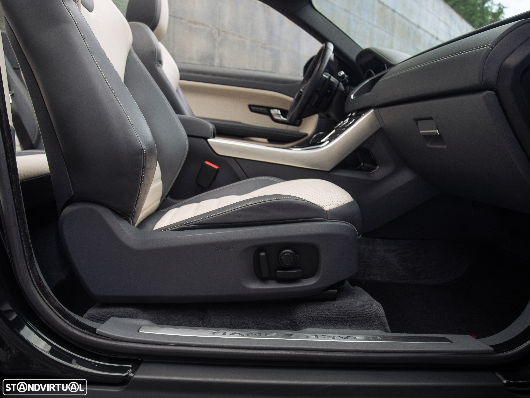 Land Rover Range Rover Evoque Cabrio 2.0 TD4 HSE Dynamic - 25