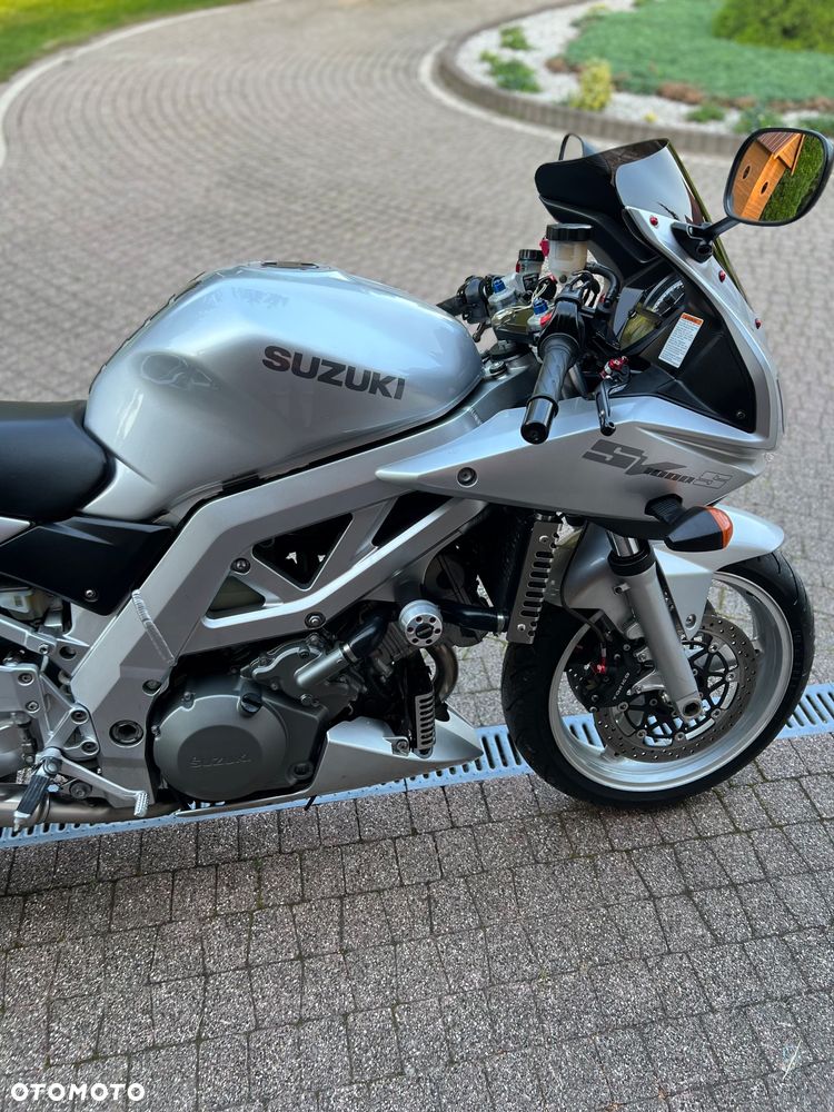 Suzuki SV - 21