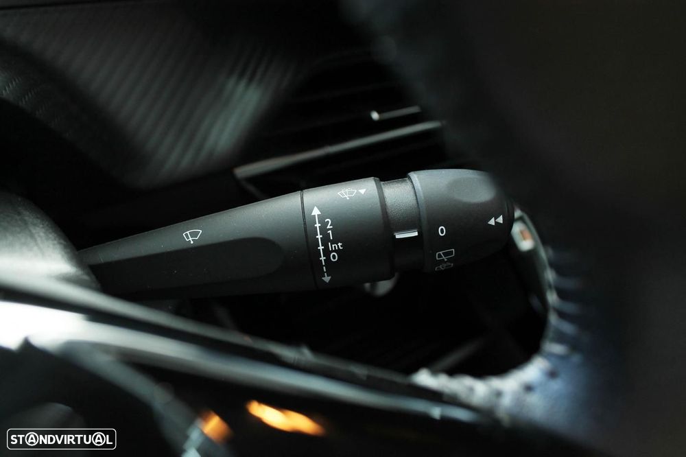 Peugeot 208 1.2 PureTech Active - 33