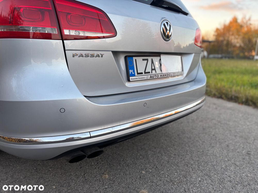 Volkswagen Passat - 25