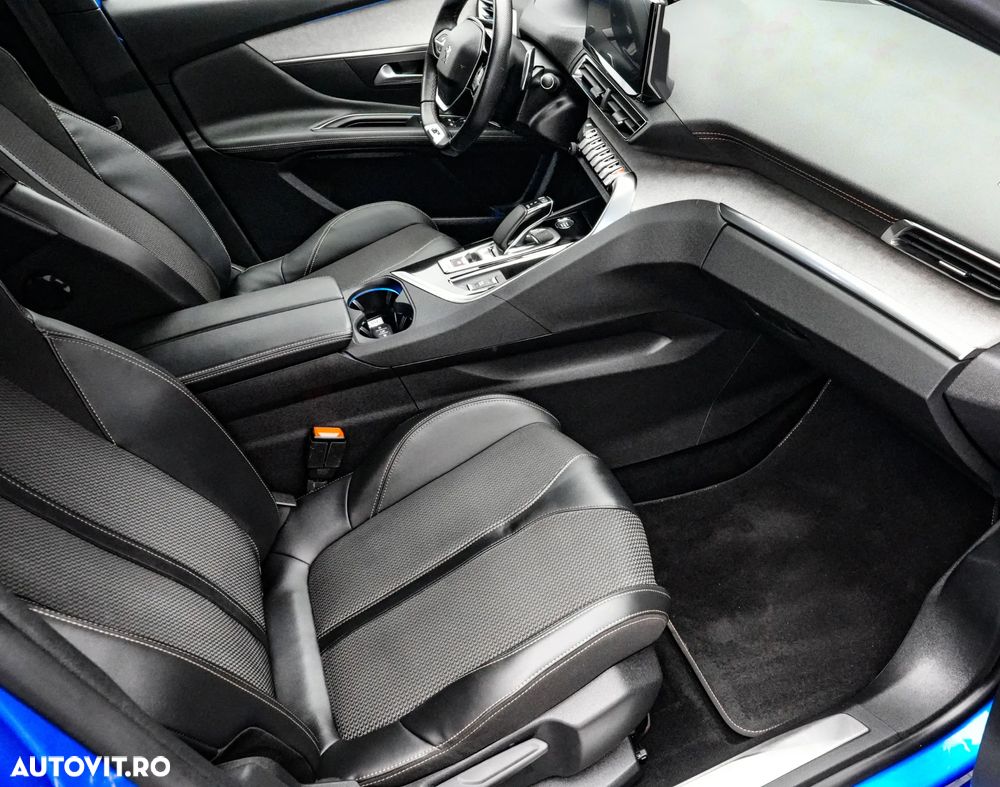 Peugeot 3008 PHEV EAT8 GT Pack - 13