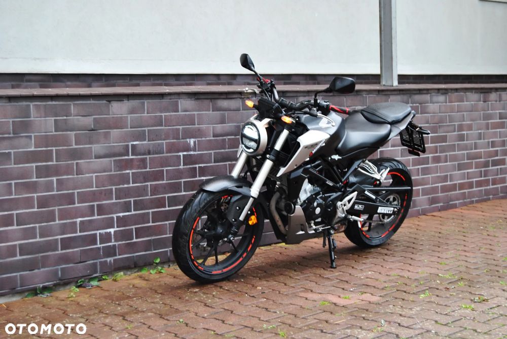 Honda CB - 4