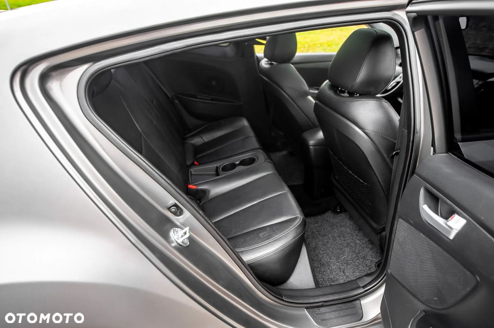 Hyundai Veloster 1.6 Turbo Premium - 30