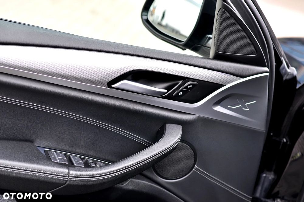 BMW X4 xDrive20i M Sport - 35