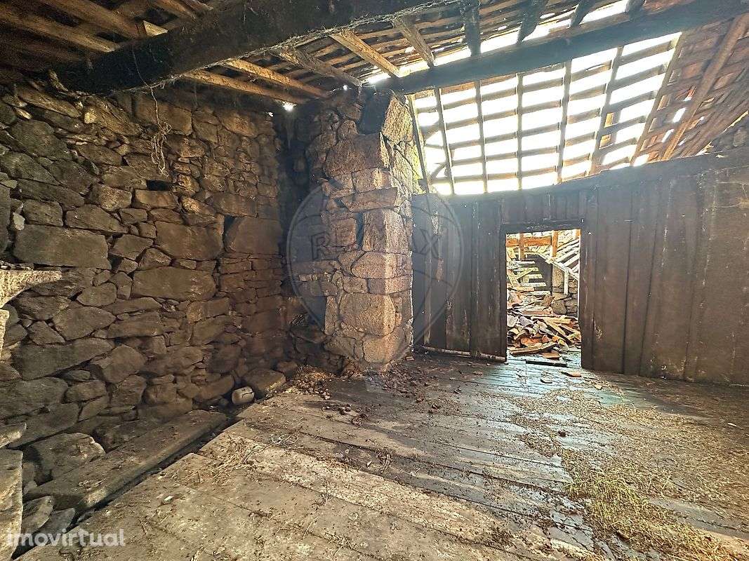 Moradia T1 para venda - Grande imagem: 4/25