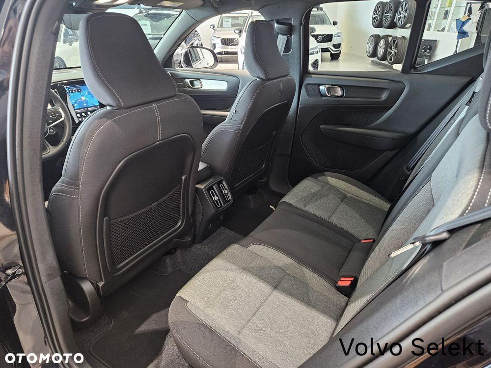 Volvo XC 40 - 36