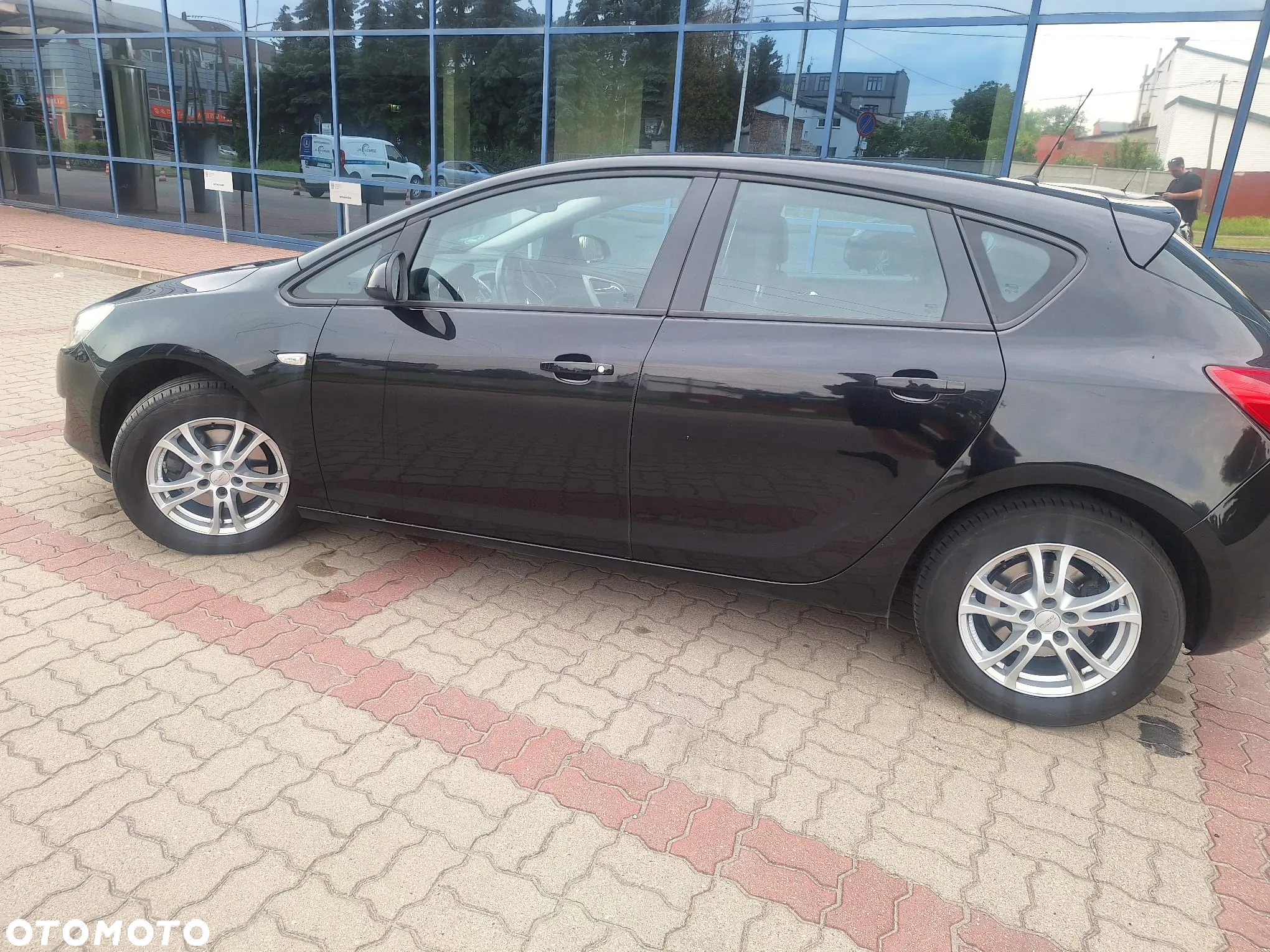 Opel Astra IV 1.6 T Cosmo - 8