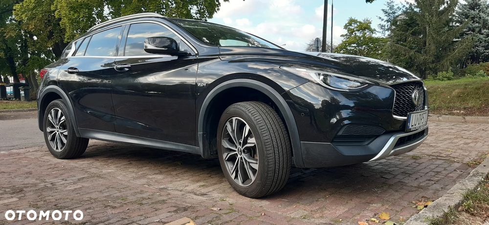 Infiniti QX30 2.0t Luxe Tech AWD 7DCT - 6