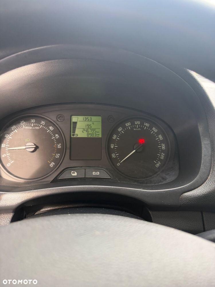 Skoda Fabia 1.6 TDI DPF Classic - 10